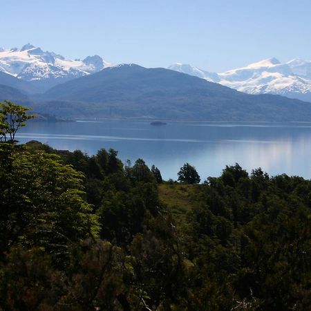 Lodge El Mirador De Guadal Puerto Guadal Dış mekan fotoğraf